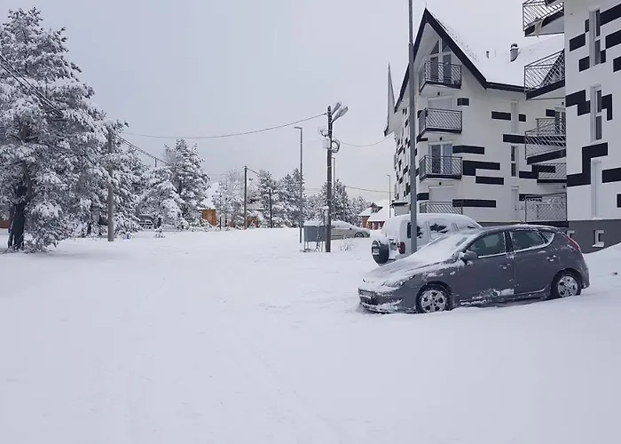 Апартаменты Mina Дивчибаре